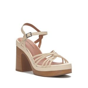 Ismene Platform Heel Lucky 🍀 Brand size 9